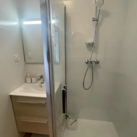 30 M2 Centre Et Port Appartamento