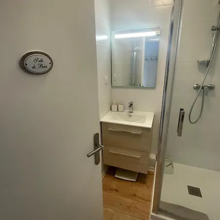 30 M2 Centre Et Port *