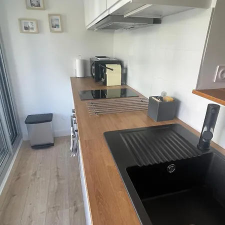 30 M2 Centre Et Port *