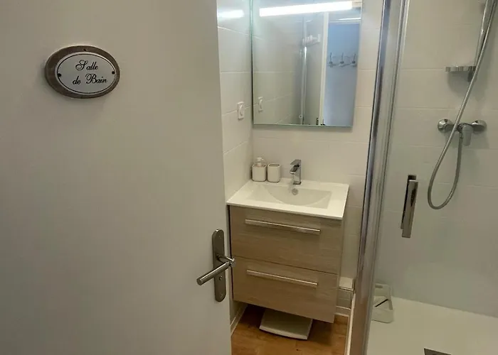 30 M2 Centre Et Port *